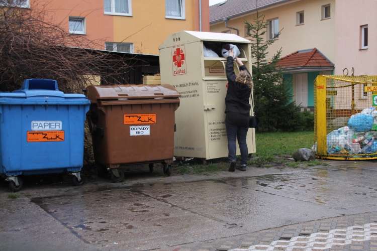 Będą pojemniki na odzież
