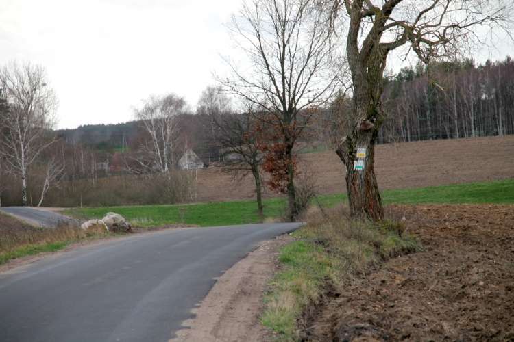 Walka z rolnikami, co miedzę 