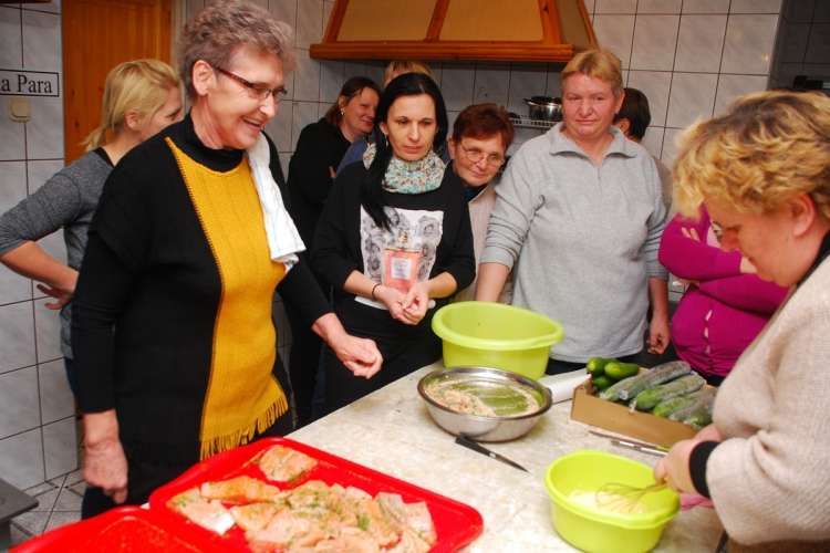 Tortille z pieczonym kurczakiem i pieczarkami
