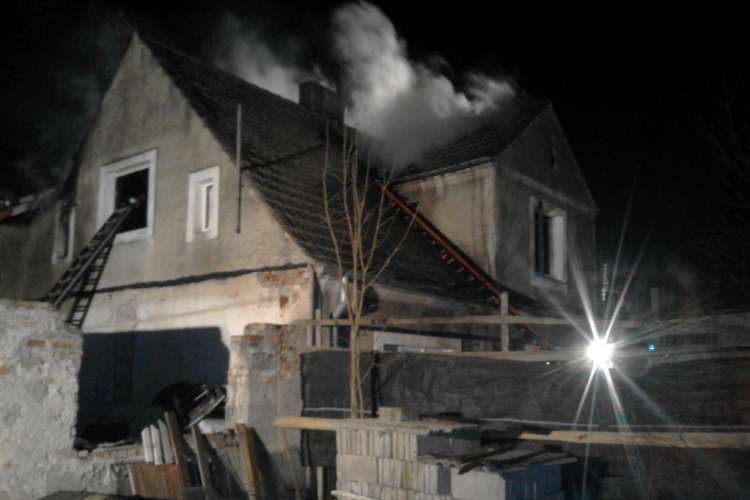 Okonek. Pożar domu