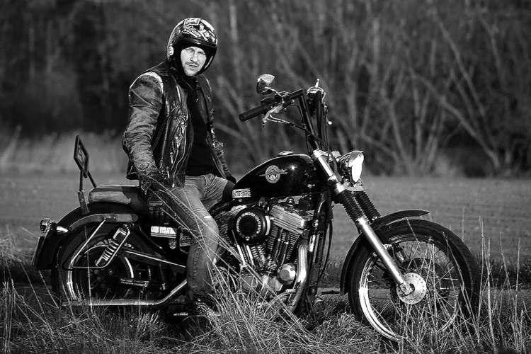 Prezydent „Pilot”. Wywiad z motocyklistą - Robertem Łobodzińskim