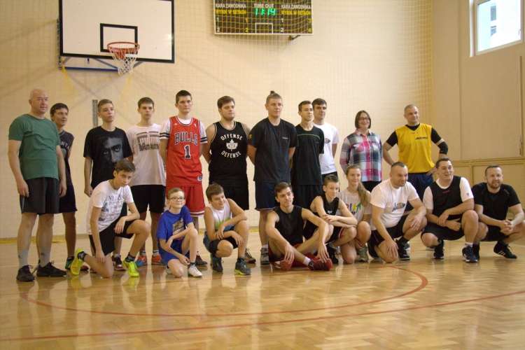 Ruszyła akademia koszykówki
