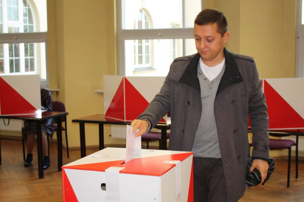 Wybory parlamentarne 2015. Głosowanie