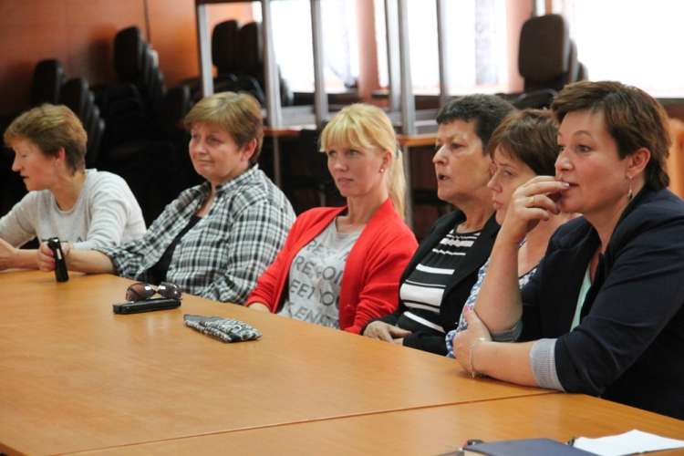 Lipka stawia na chodniki