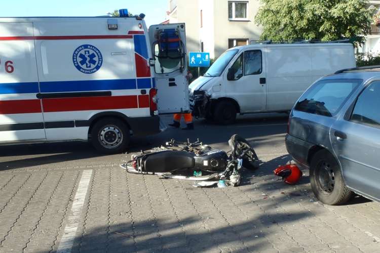 Potrącenie motorowerzysty