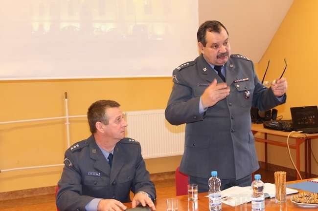Więźniowie pracują dla nas