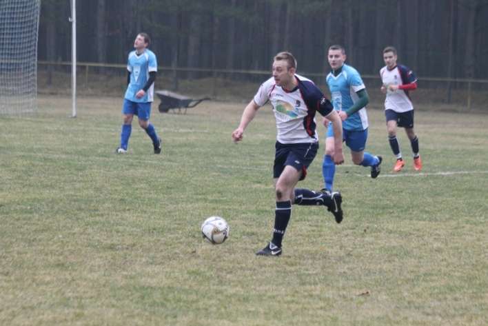 Z piłkarskich stadionów 11-12 kwietnia