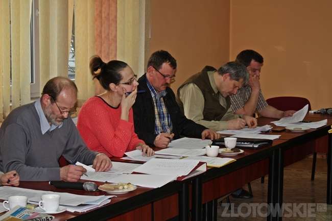 Starostwo chce wygasić szkołę, a radni walczą o jej reanimację. Kto zwycięży?