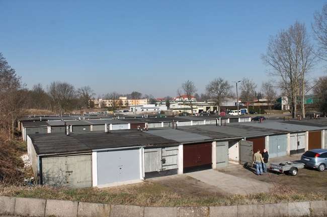  Podłączyć pod prąd, czyli o problemach ze złotowskimi garażami