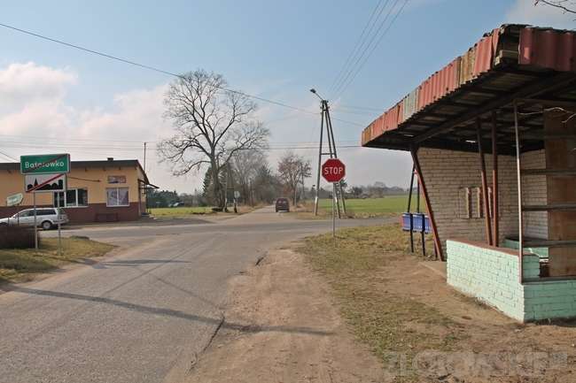 Bez zebry nie da się bezpiecznie przejść przez ulicę