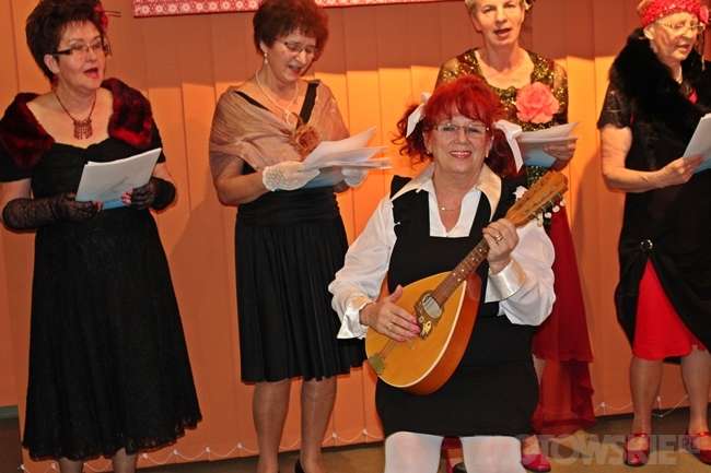 Damą być
