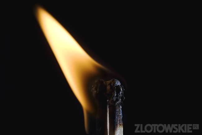 Rozpalił ognisko i zrobiło się nieprzyjemnie