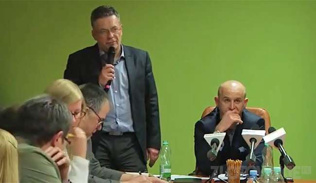 Zarząd Sparty podał się dymisji