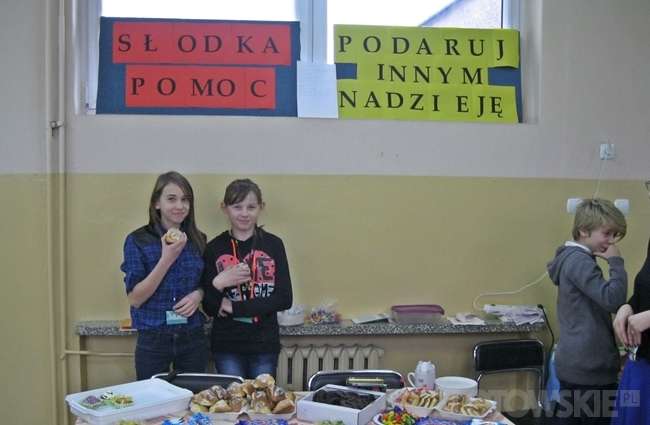 Słodka pomoc w SP nr 3