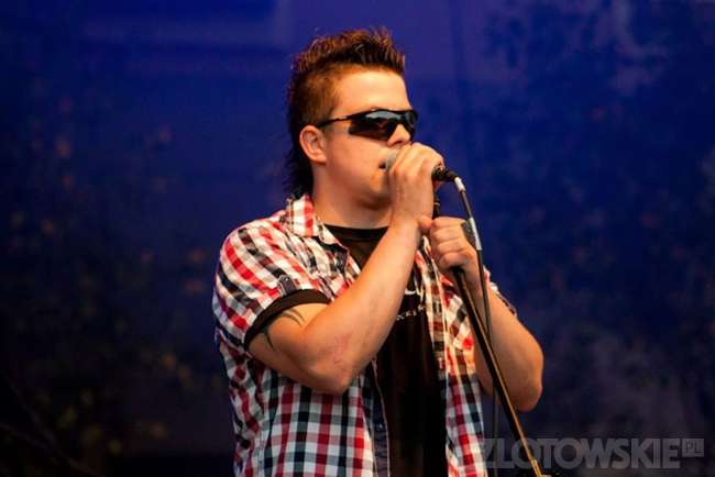 Damian, Ty wariacie!