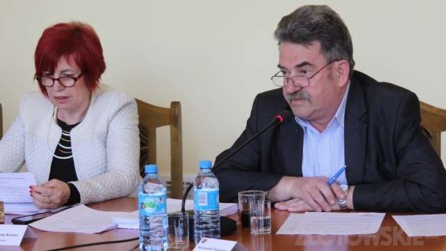 Rozliczyć przyjaciela