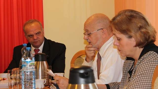 Zoperujemy ci kolano