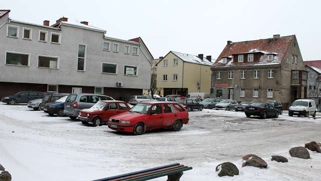 Piast wyrówna plac