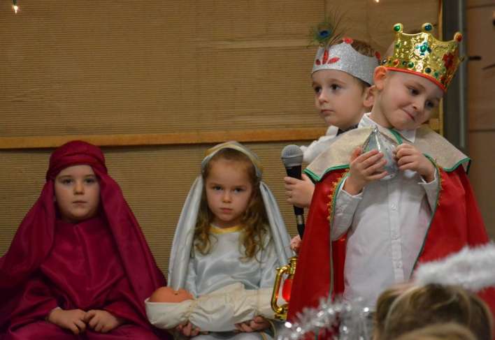 Najmłodsi dla najważniejszych, czyli obchody Dnia Babci i Dnia Dziadka w lipeckim przedszkolu