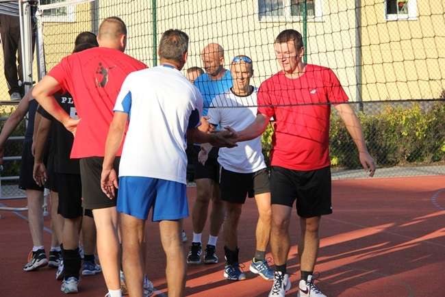 Turniej siatkowki z okazji 4 lat Orlika