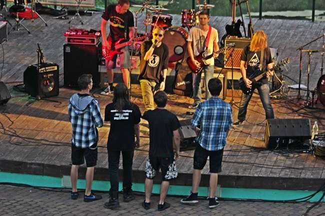 Voice of Void, Nadmiar i The Cuts w Krajence