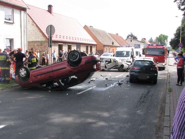 Wypadek w centrum Okonka