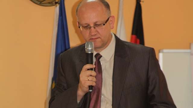 Nie jesteśmy pępkiem świata