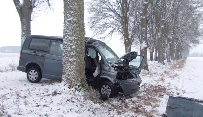 Wypadek na trasie Jastrowie-Samborsko. Poszkodowani w szpitalu