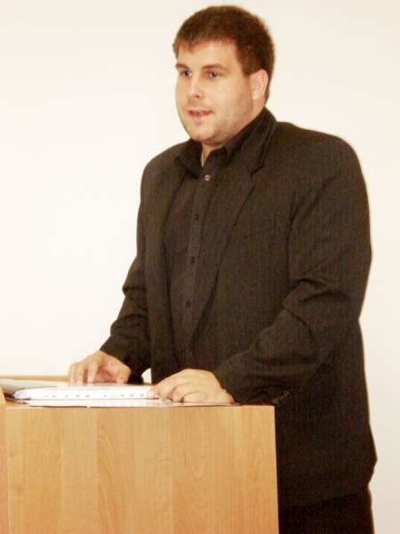 Bez pieniędzy, boiska i prezesa