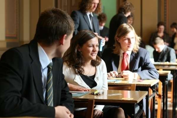 Wszyscy licealiści obchodzą dziś swoje święto. Czy złożył Wam ktoś życzenia?