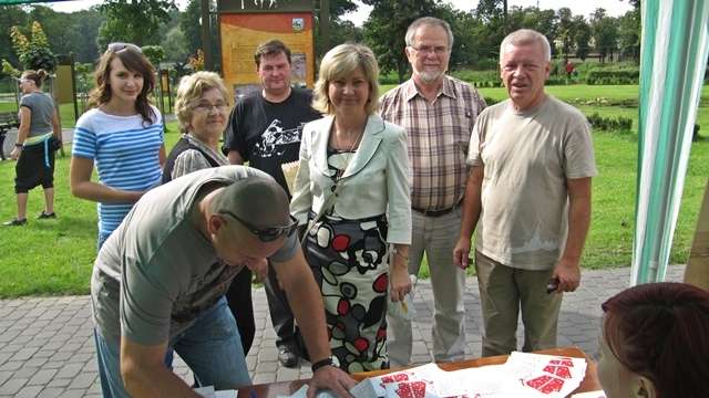 Polska skubie samorządy