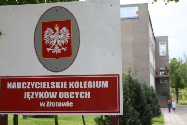 Języki zostaną rozwiązane