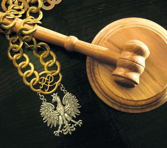 Piłkarze chcą płacić
