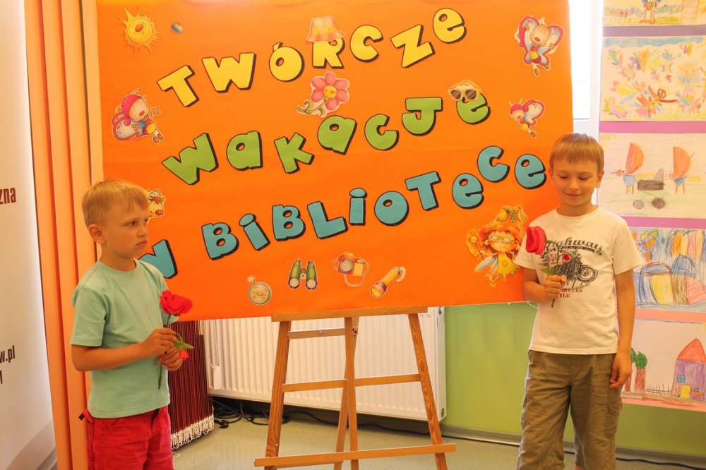 Twórcze wakacje w bibliotece