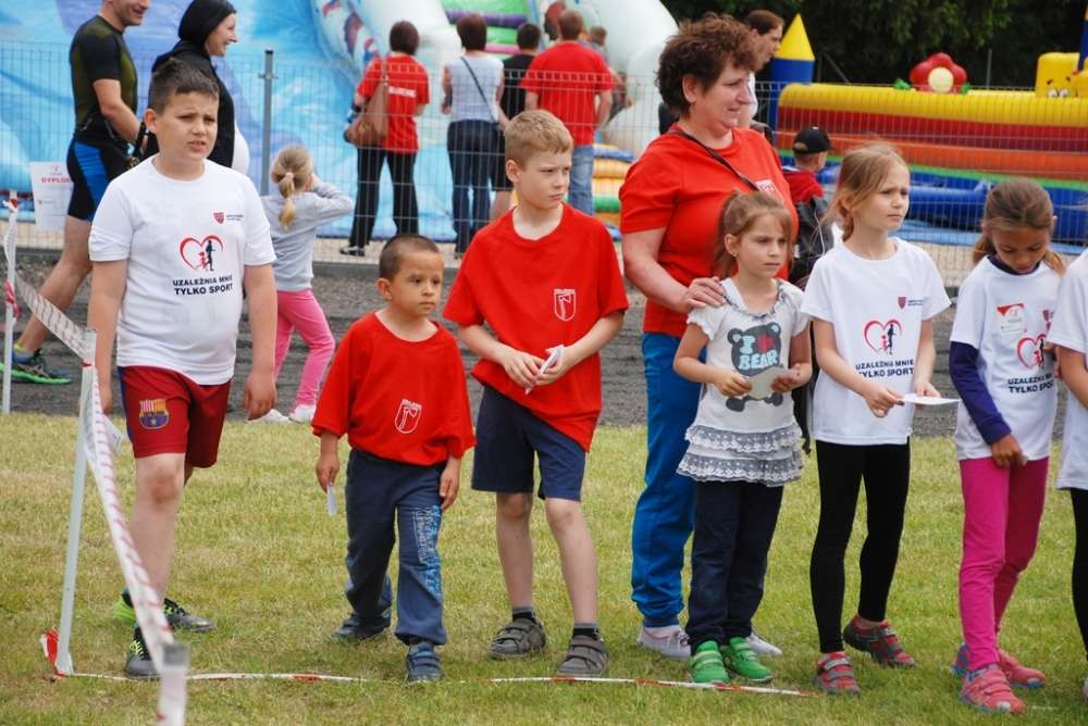 Krajenka- biegi rodzinne w ramach kampanii Uzależnia mnie tylko sport
