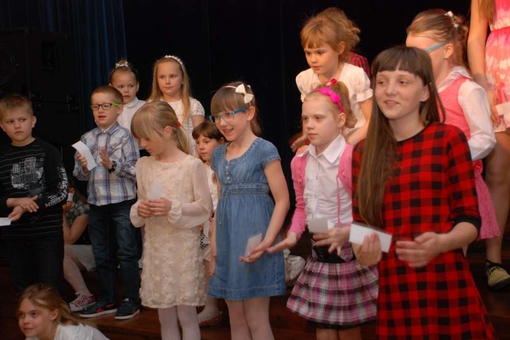 Festiwal Piosenki Pomocna Dłoń 2015 w Krajence