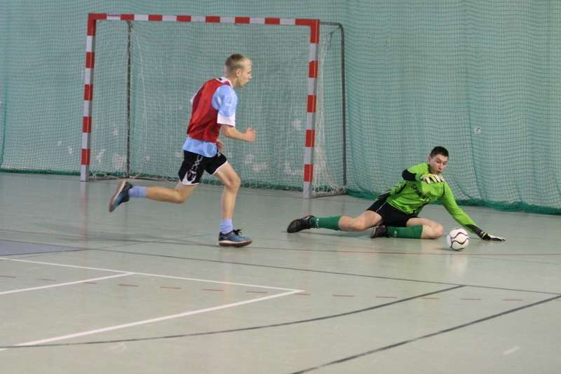 Noworoczny futsalowy turniej juniorów o Puchar Burmistrza Gminy i Miasta Krajenka 
