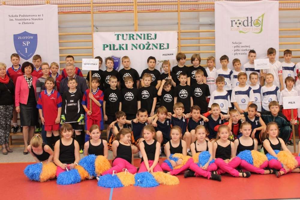 V Staszicowski Halowy Turniej Piłki Nożnej w Złotowie
