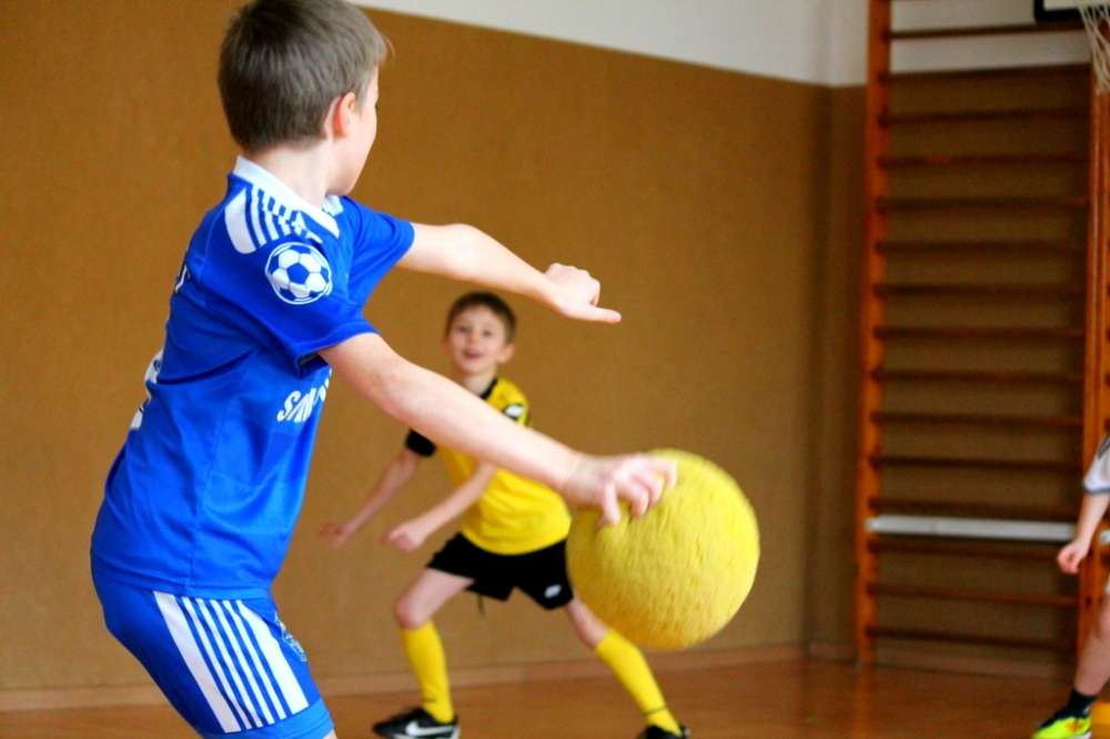 Fotorelacja z piłkarskich ferii w SP 3 - Złotów -