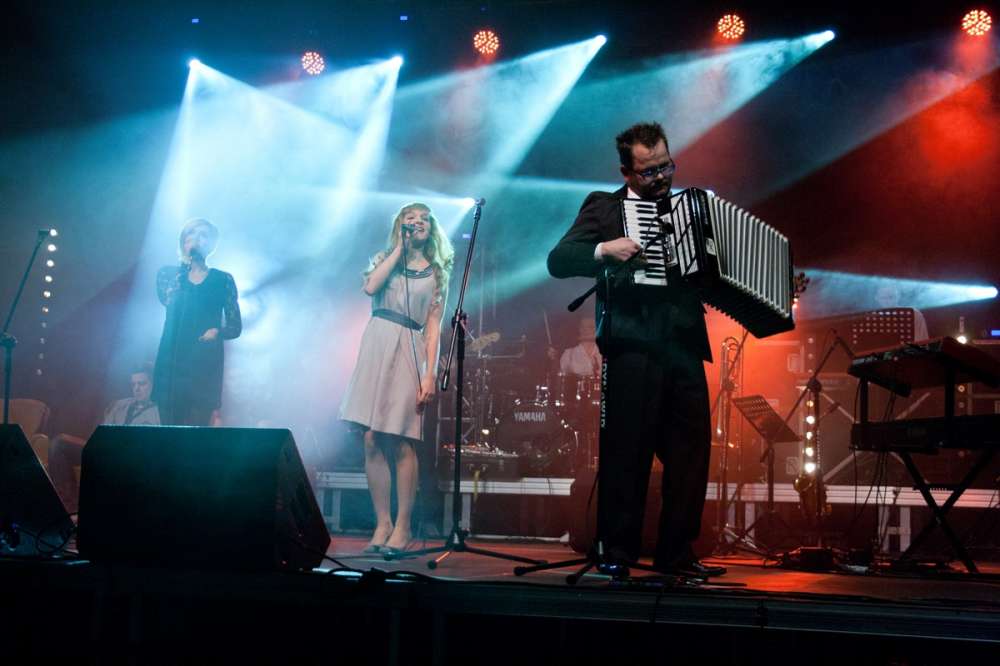 Koncert 10 KOLĘD DLA PRZYJACIÓŁ