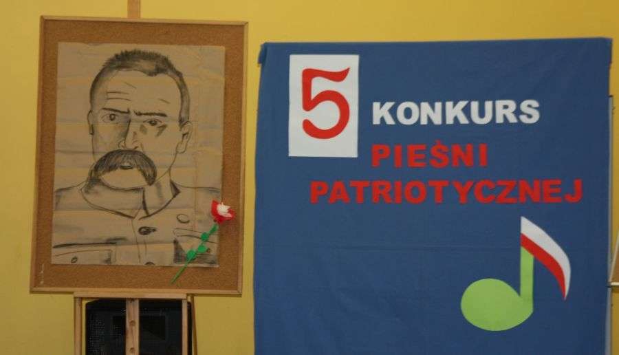 Nie rzucim ziemi skąd nasz ród...
