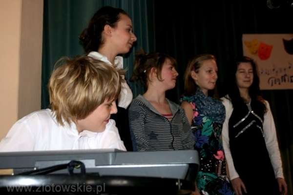 Przegląd twórczości artystycznej dzieci i młodzieży - Zakrzewo