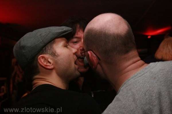UK SUBS,QULTURKA,THE VIBRATORS
