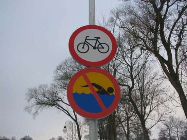 Zimowy spacer złotowską promenadą
