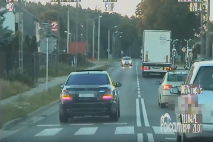 Pirat drogowy w Jastrowiu.  Jechał przez miejscowość 115 km/h!