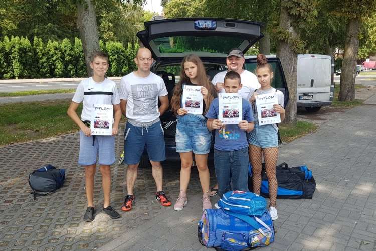 Młodzież z sekcji bokserskiej Sparty Złotów na zgrupowaniu sportowym w Grudziądzu