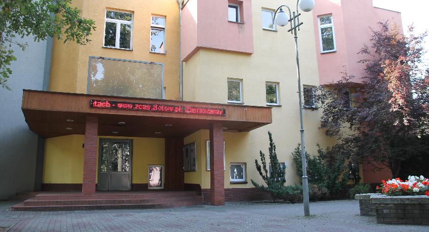 Bez uprawnień można wygrać konkurs na dyrektora