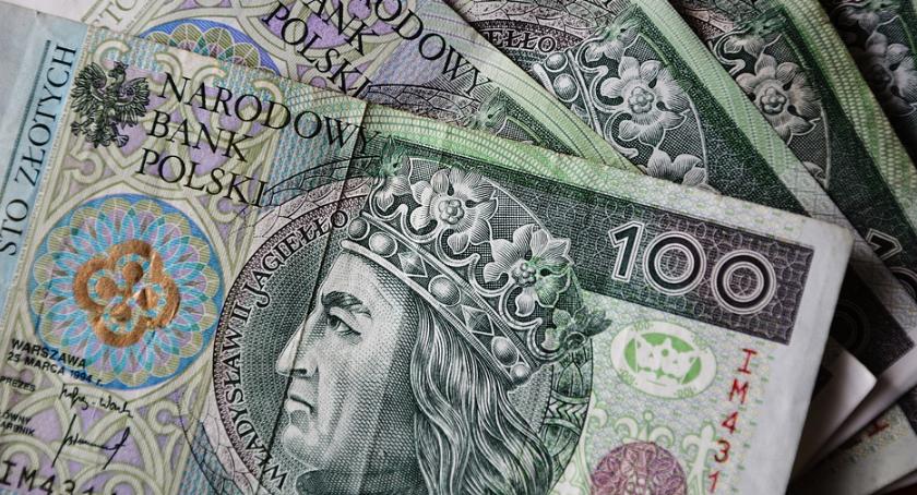 [SONDA] Radni i sołtysi w Okonku zarobią więcej?