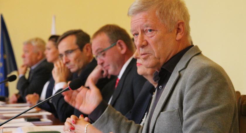 Wełniak mówi, koalicja słucha - podczas sesji Rady Powiatu Złotowskiego podsumowano mijającą kadencj