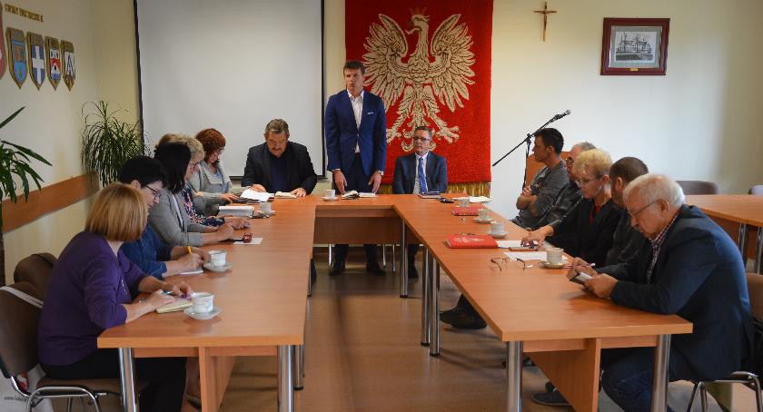 Capstrzyk pod wiatą